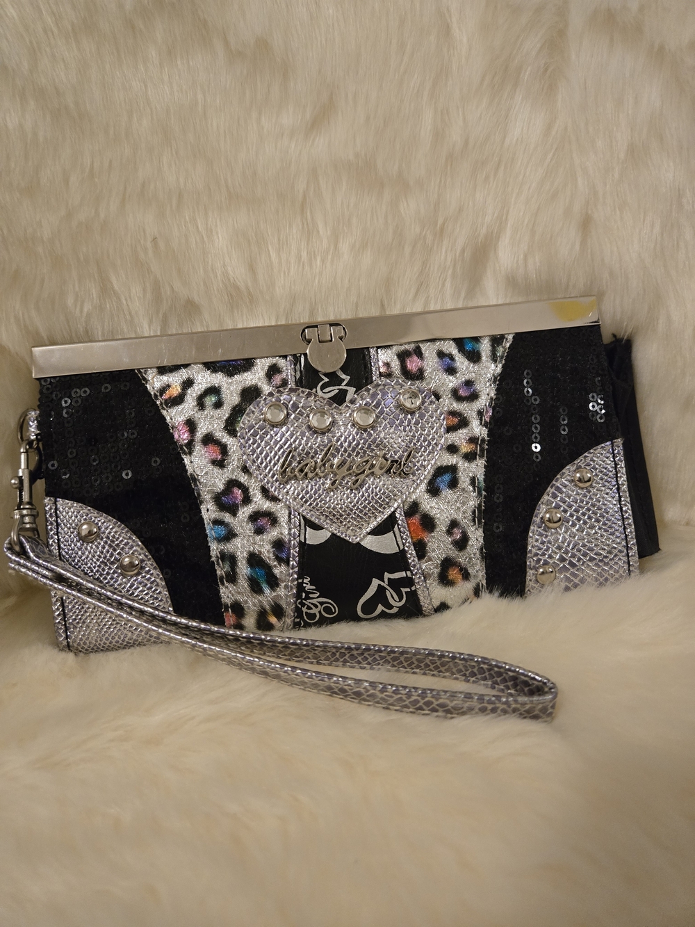 Silver & Black Leopard Accent Wristlet Clutch